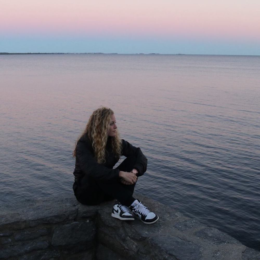 Meet your Posher, Annie